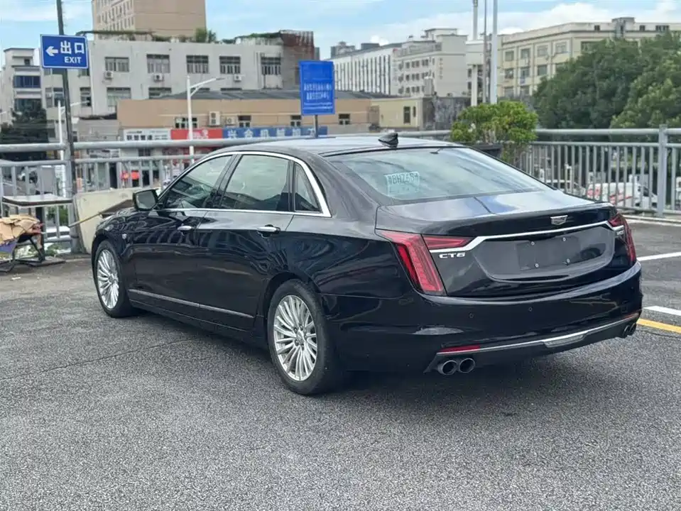 Cadillac CT6
