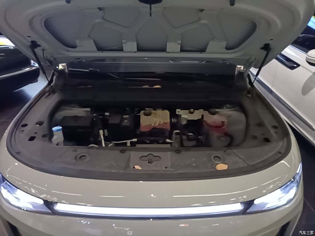 Leapmotor C10, 2025 20