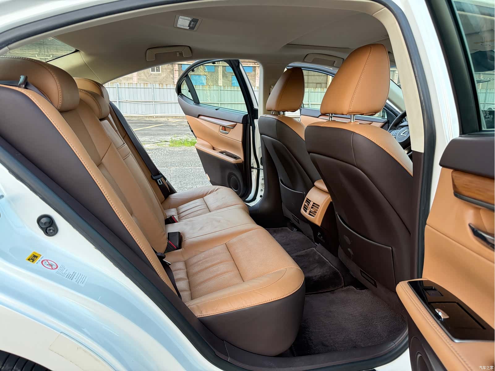 Lexus ES, 2016 8