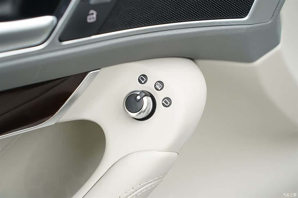Audi A6L, 2009 26
