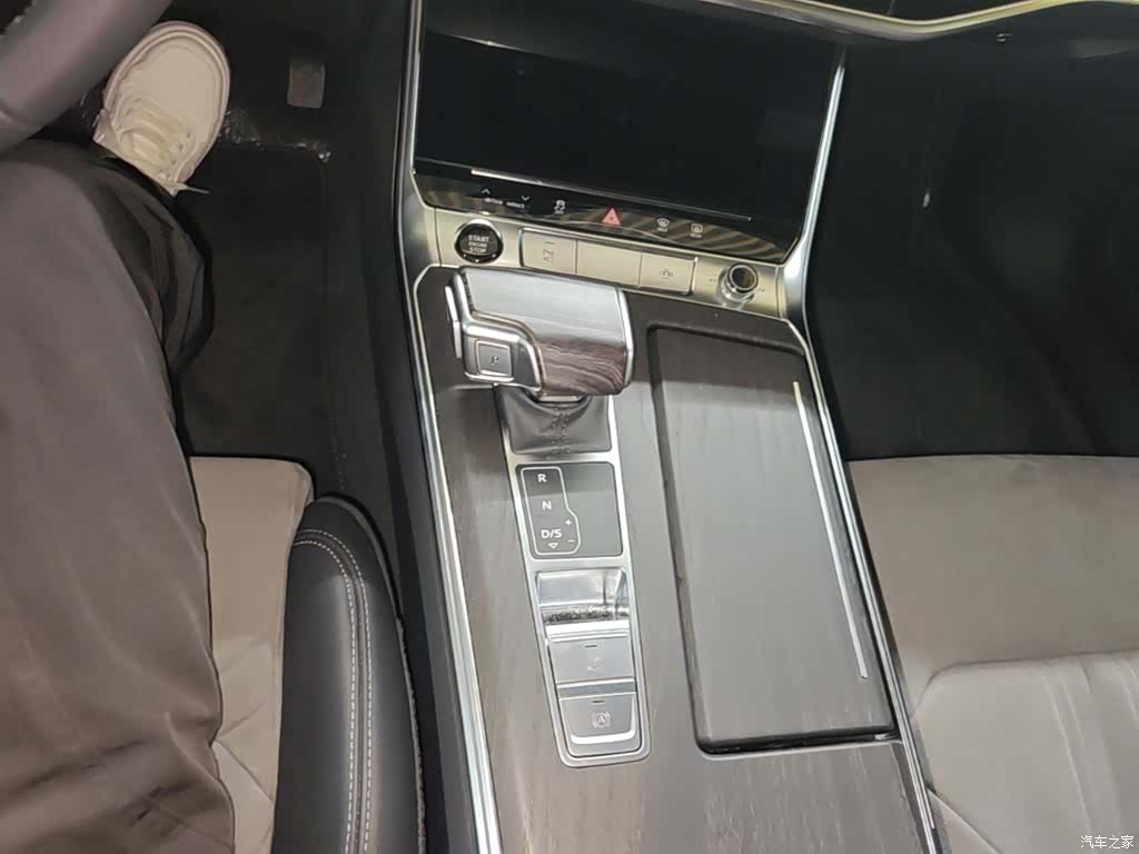 Audi A6L, 2023 14
