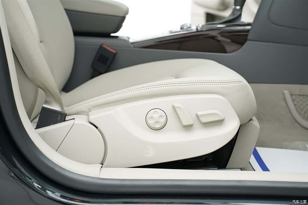 Audi A6L, 2009 15