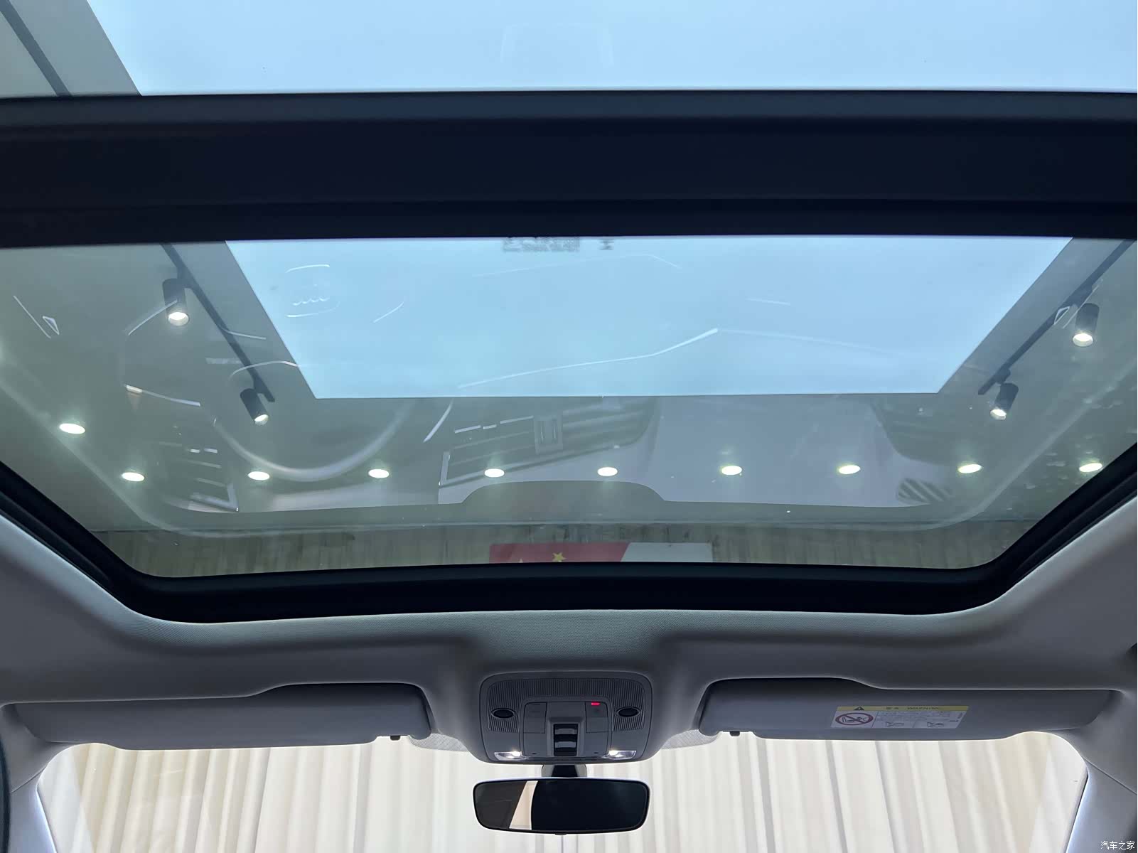 Audi Q3, 2022 11