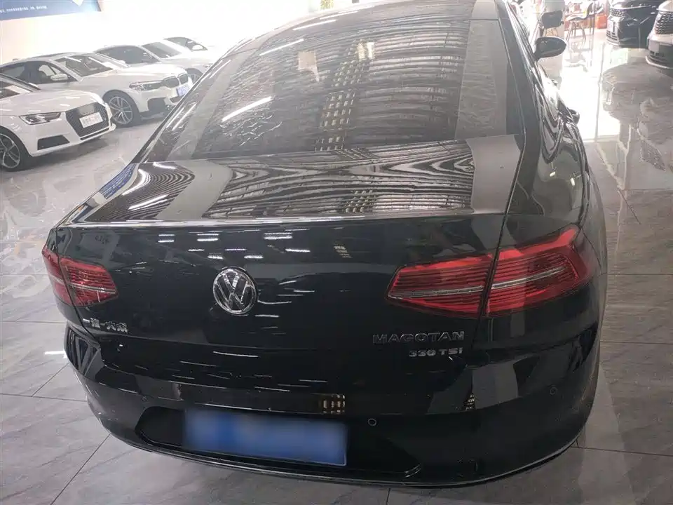 Volkswagen Magotan