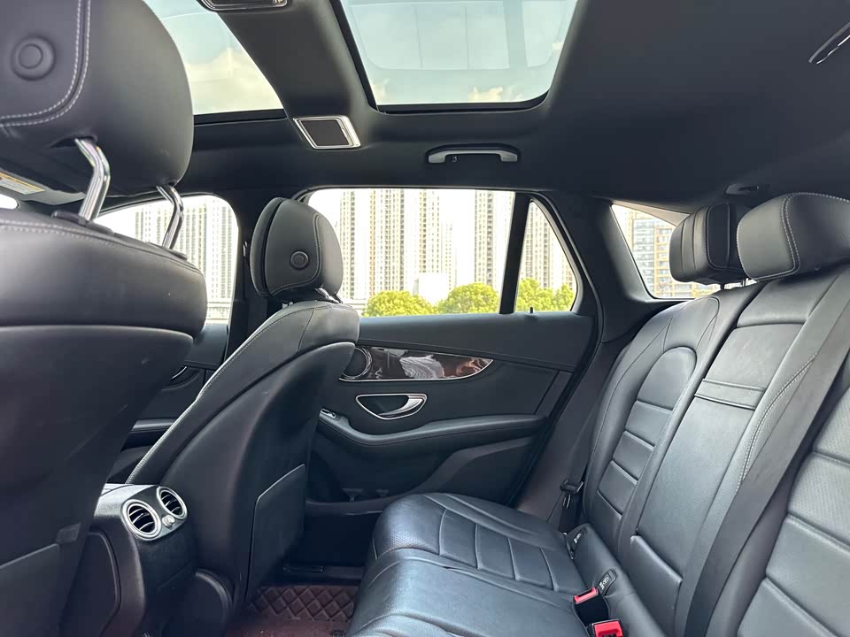 Mercedes-Benz GLC Mercedes-Benz GLC