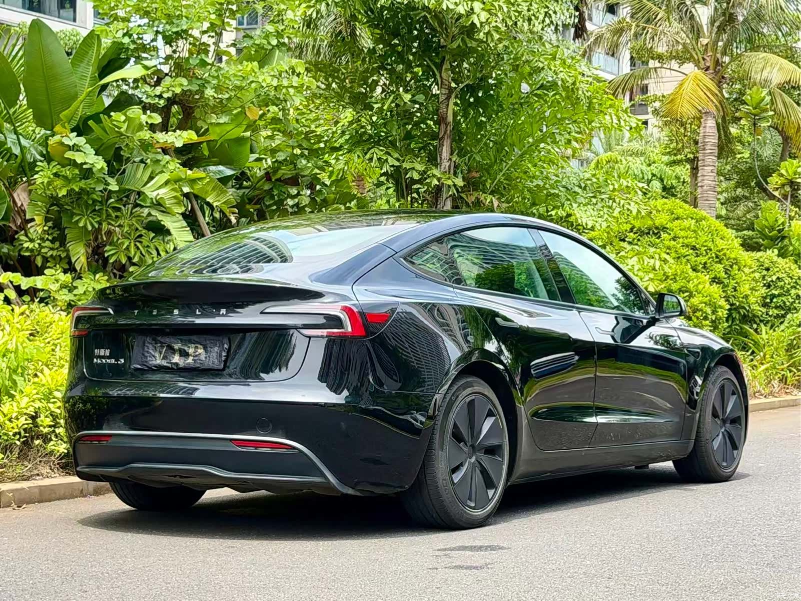 Tesla Model 3, 2023 16