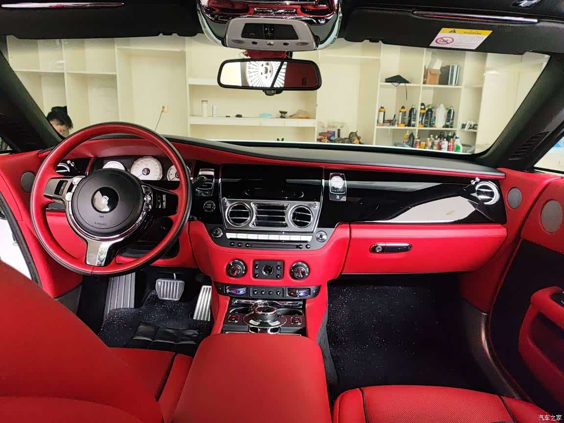 Rolls-Royce Wraith, 2019 4