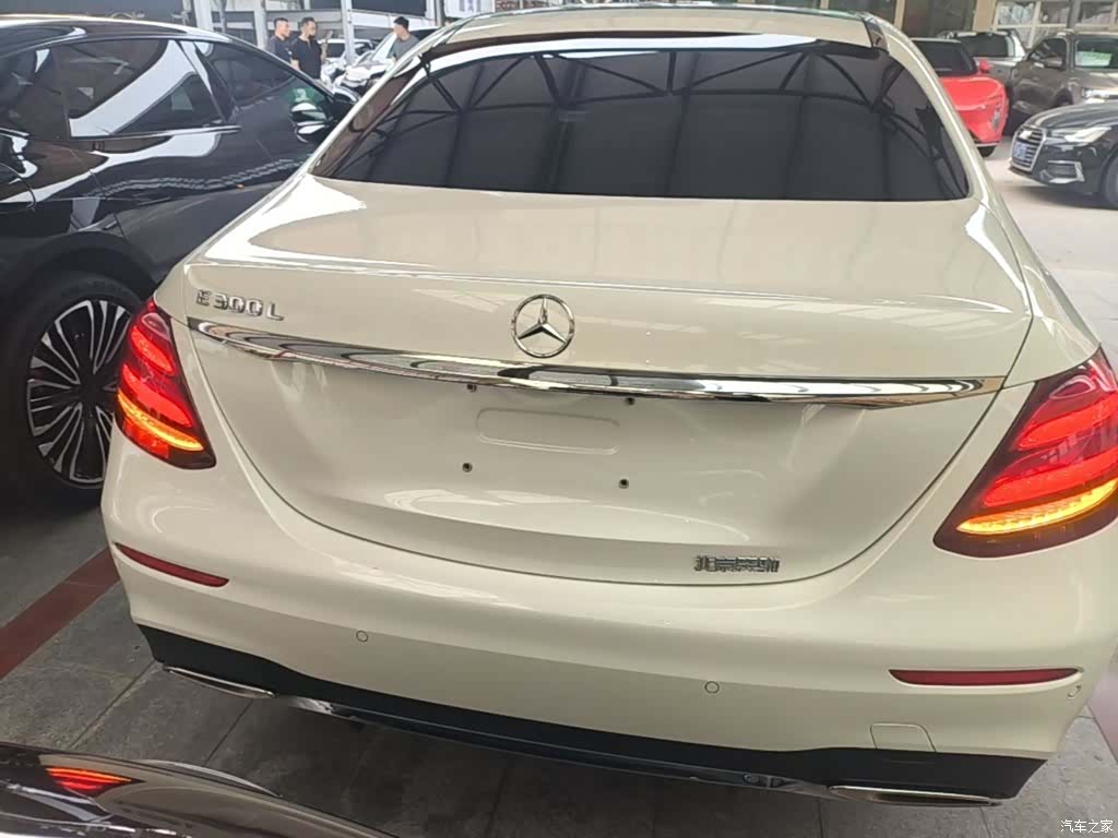 Mercedes-Benz E-Class, 2017 6