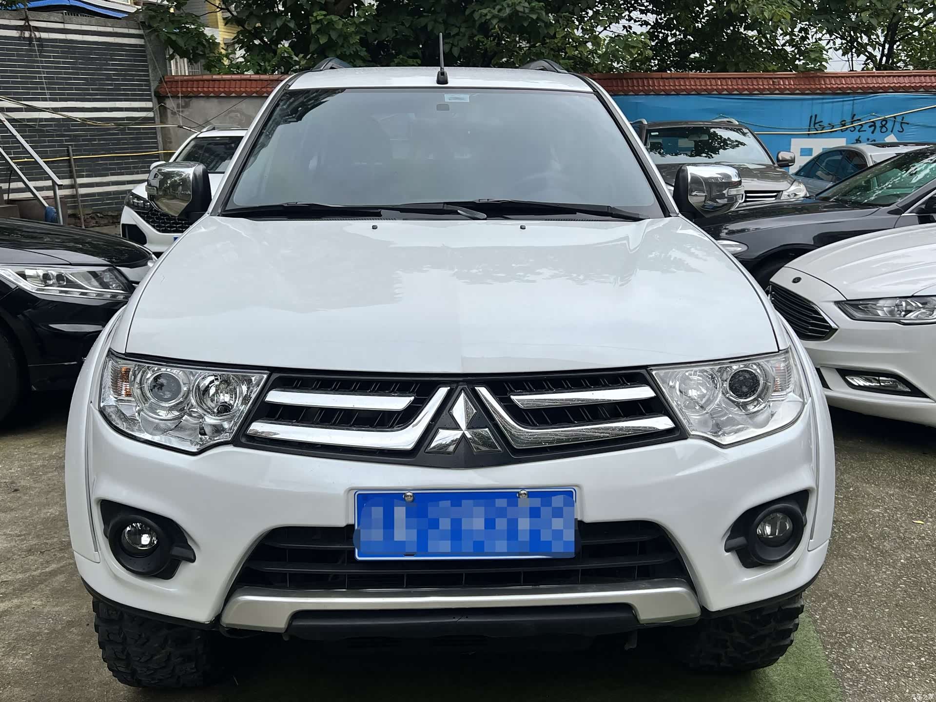Mitsubishi Pajero, 2015 2
