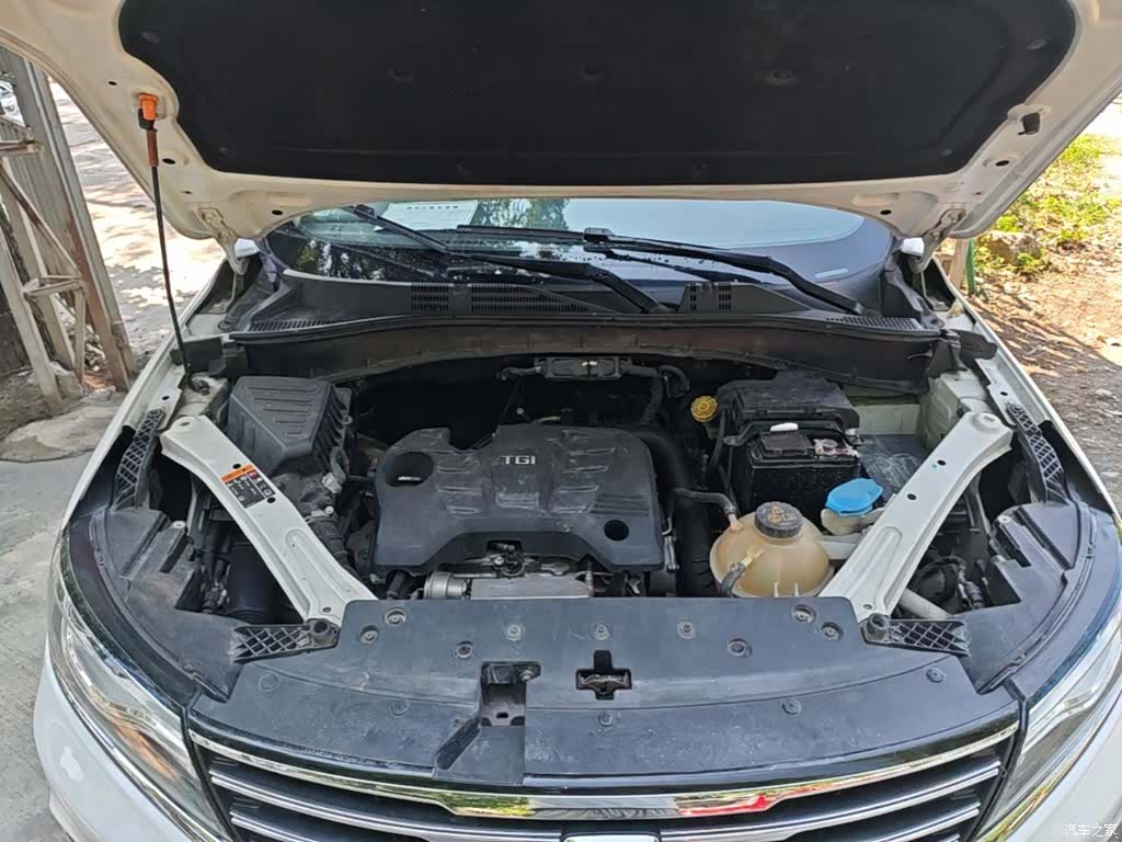 Roewe RX5, 2016 20