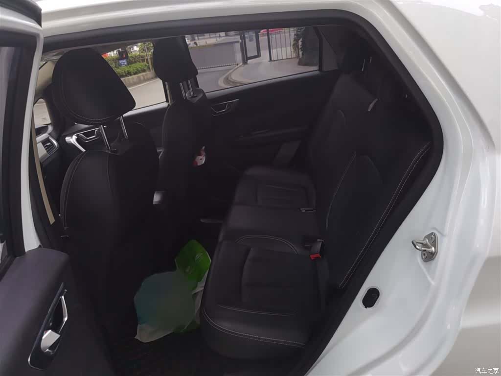Geely X3, 2020 15
