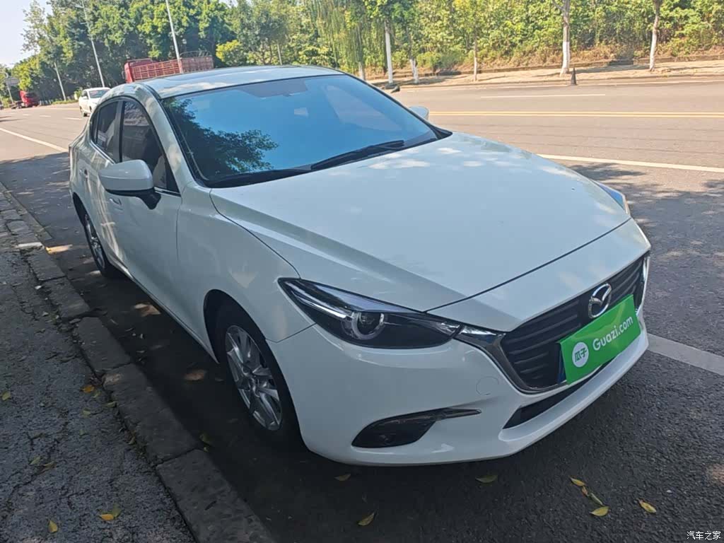 Mazda Mazda3, 2019 4