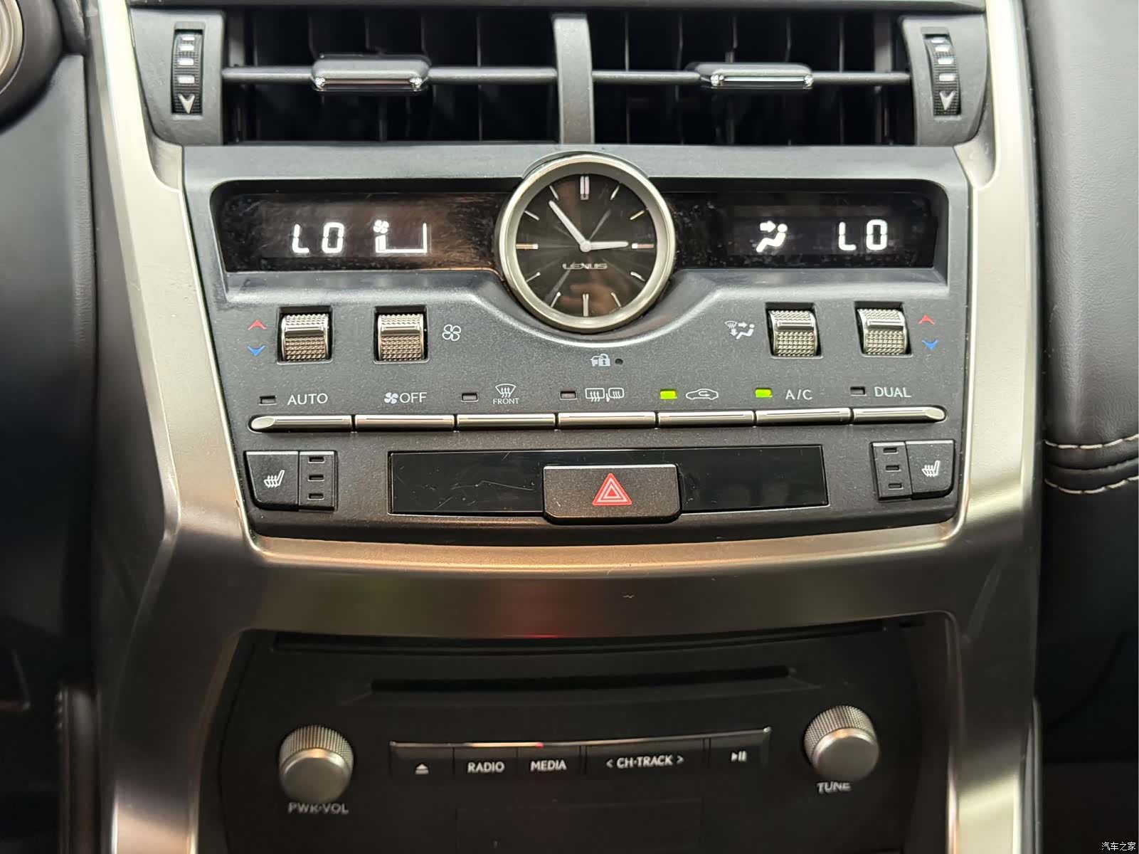 Lexus NX, 2021 10
