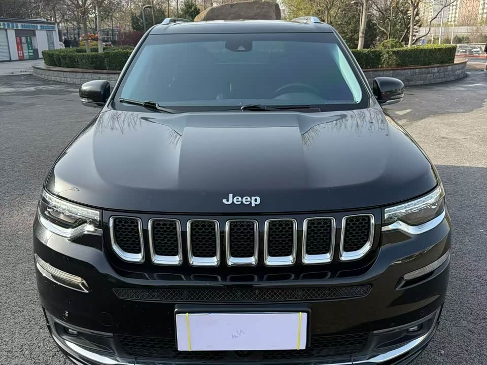 Jeep Grand Commander