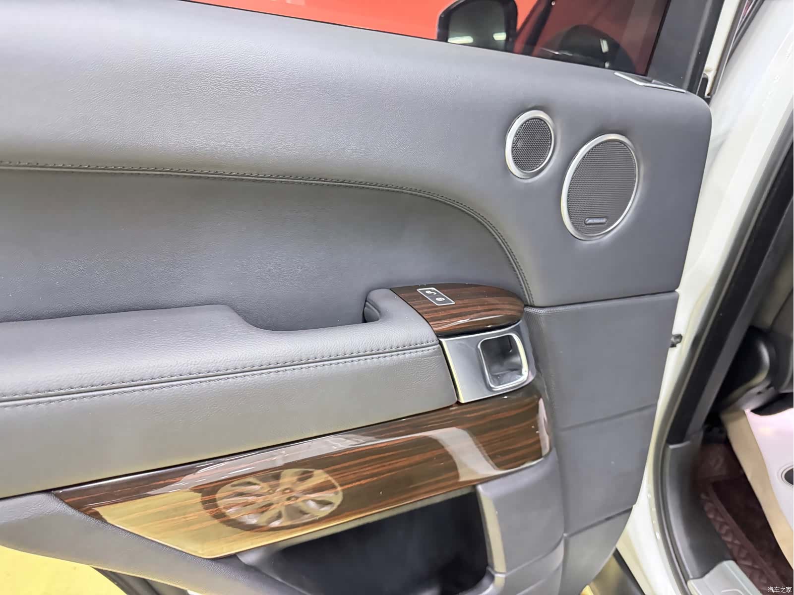 Land Rover Range Rover, 2018 16