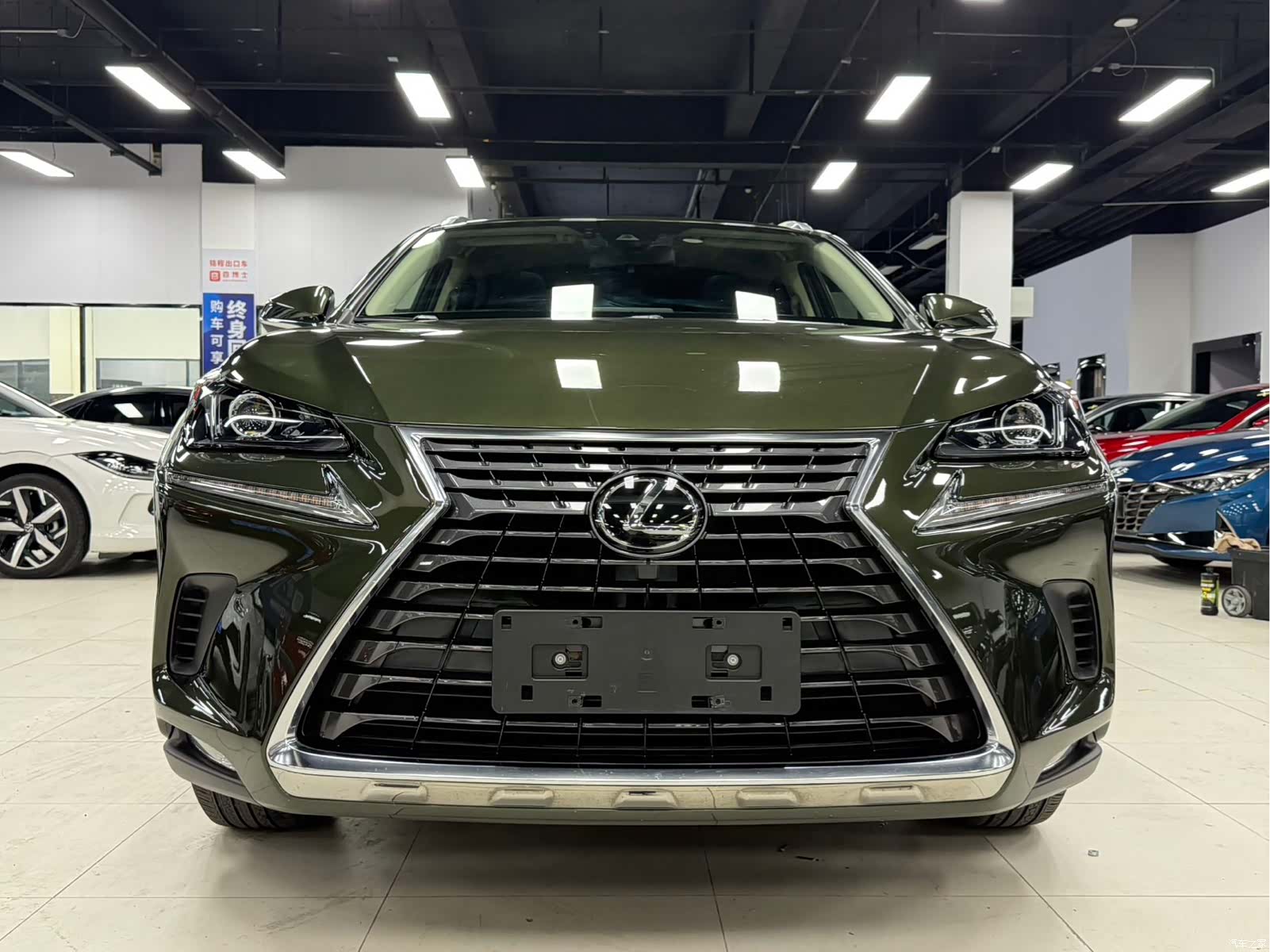 Lexus NX, 2021 3