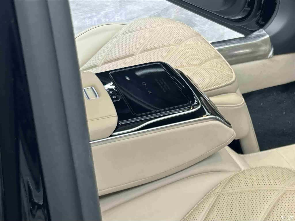 Maybach S-Class, 2024 13