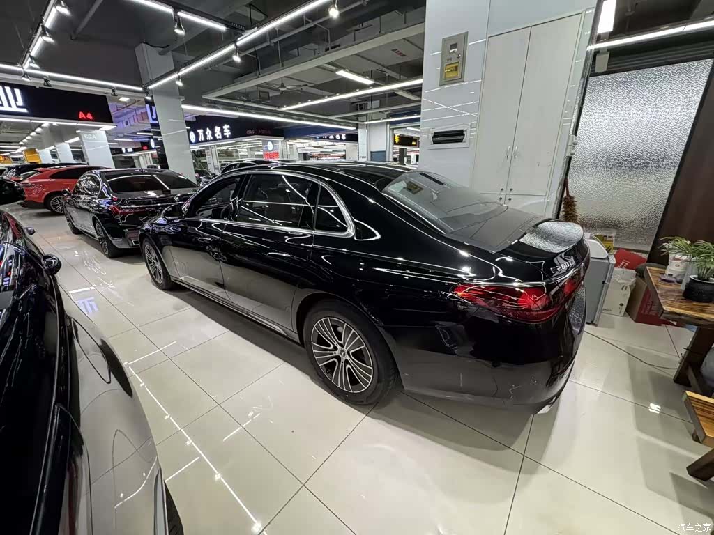 Mercedes-Benz E-Class, 2026 7