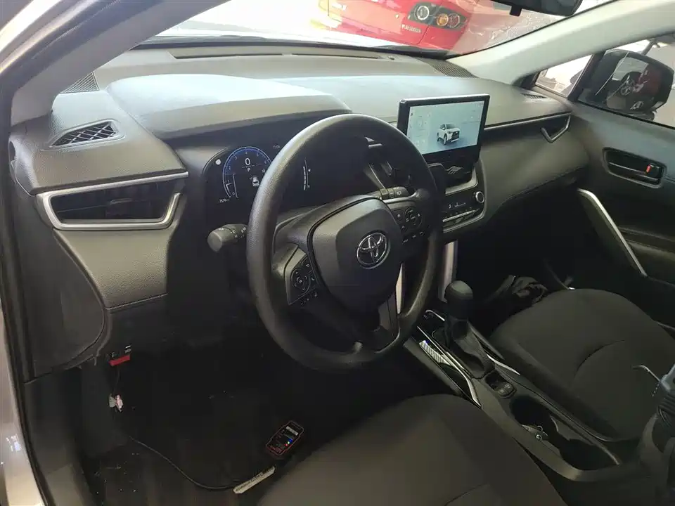 Toyota Corolla Sharp amplifier