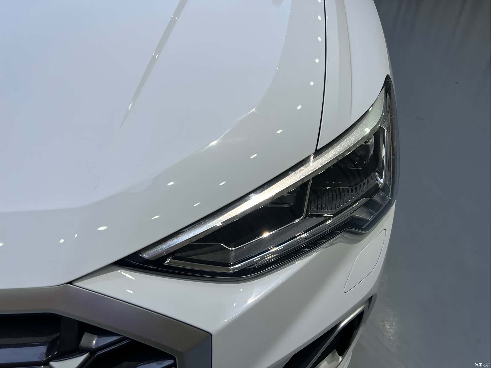 Audi Q3, 2023 27
