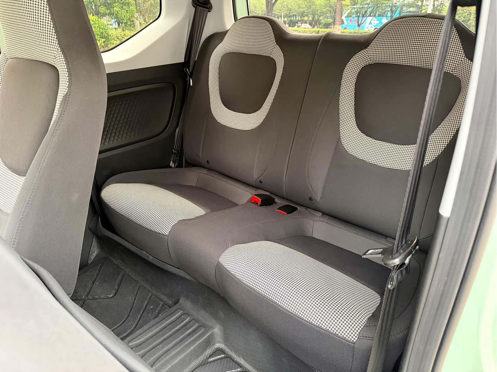 Wuling MINIEV, 2025 11