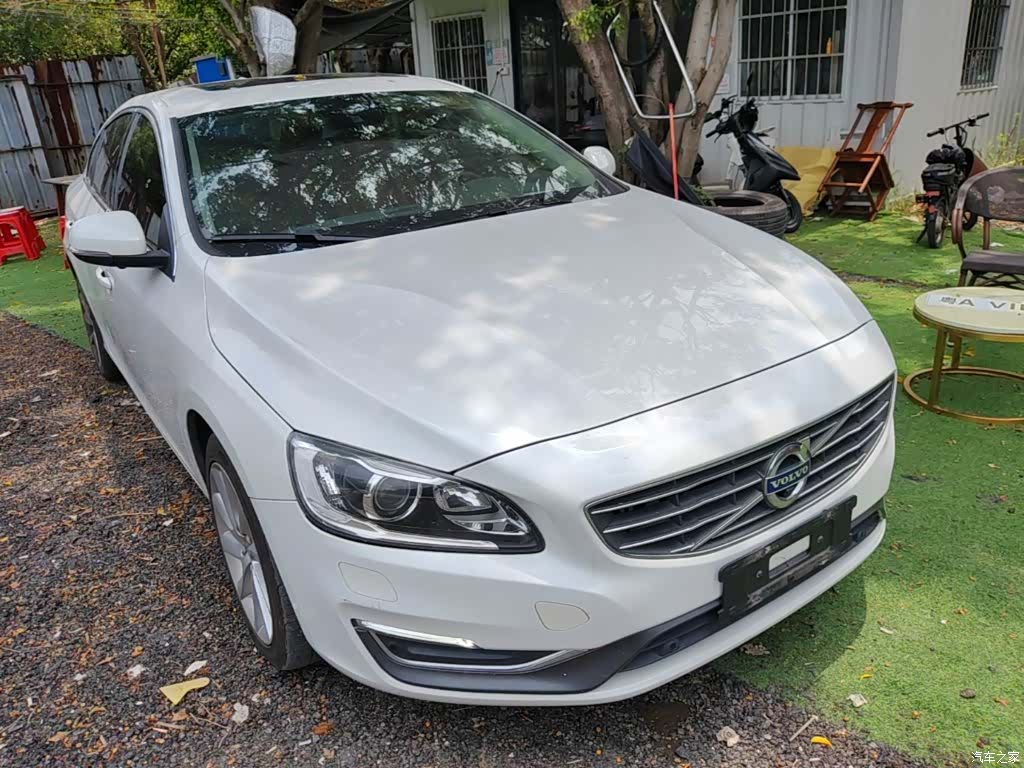 Volvo S60, 2017 4
