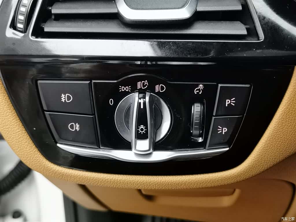 BMW 5 Series, 2018 21
