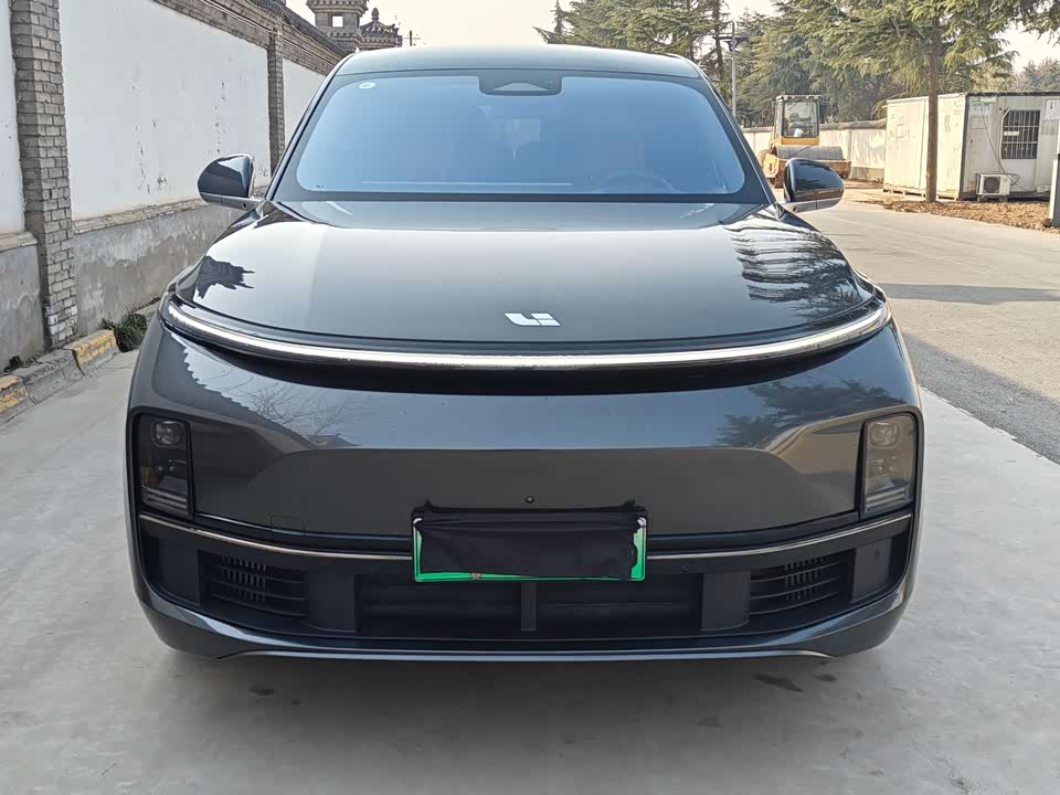 Li Auto Ideal L8