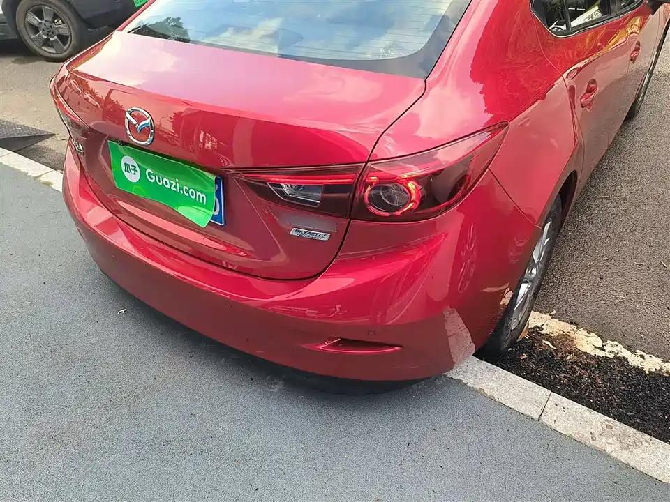 Mazda 3 Angkesaila