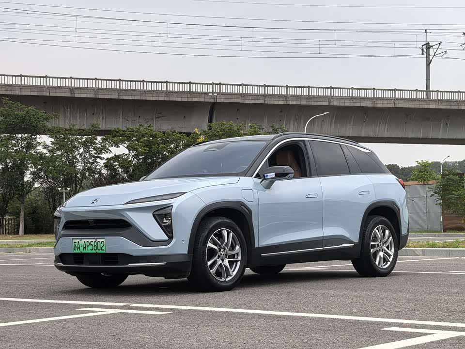 NIO ES6