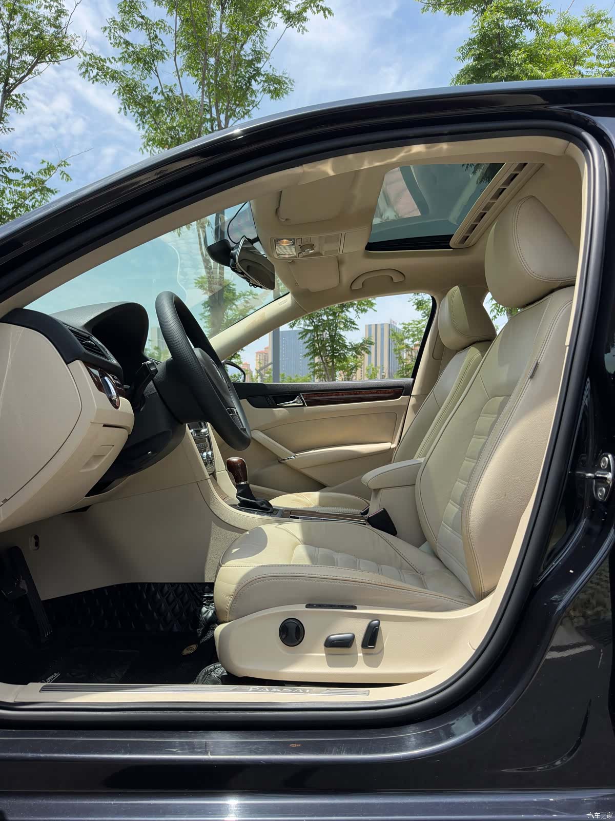 Volkswagen Passat, 2013 14