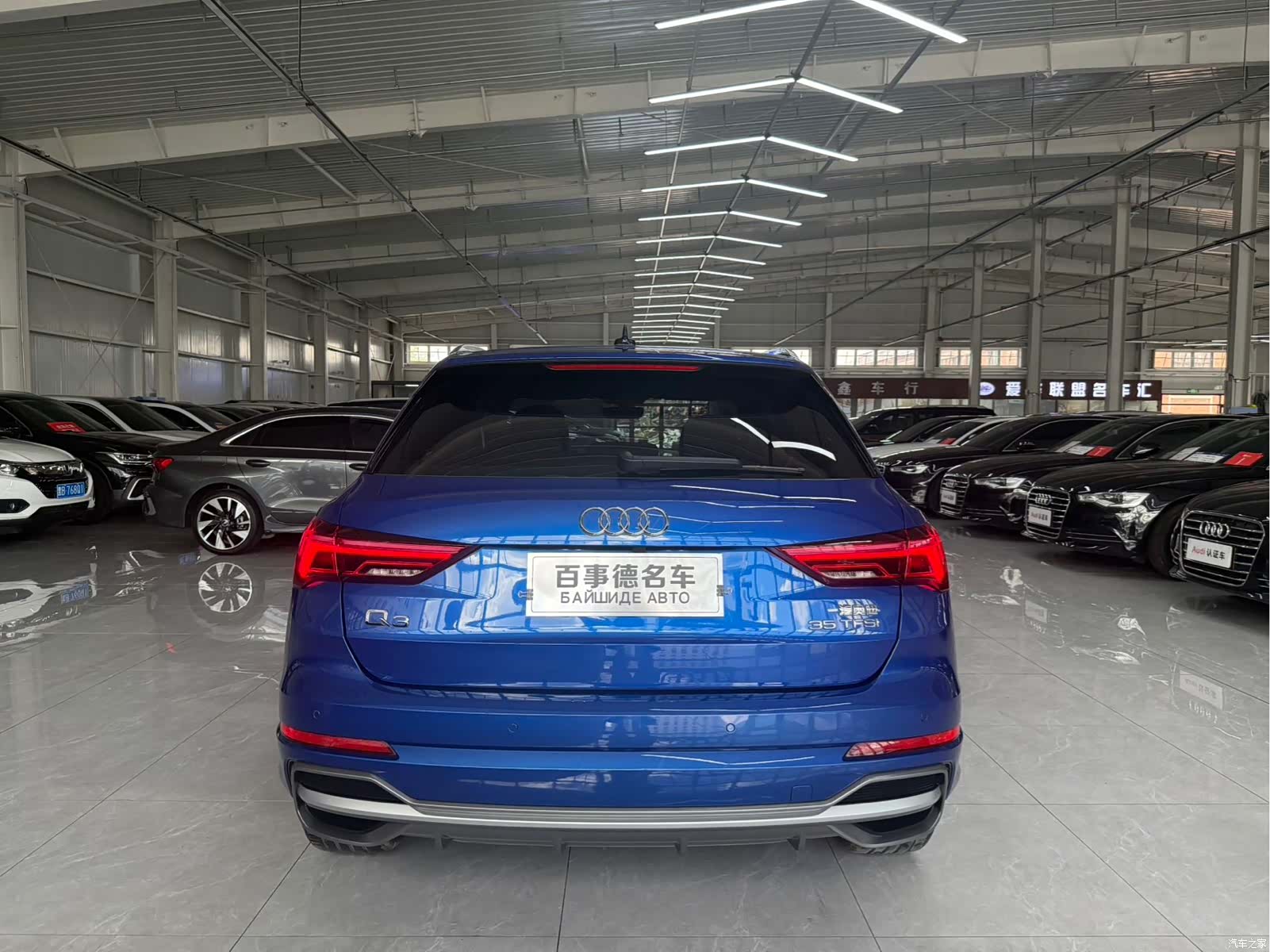 Audi Q3, 2022 8