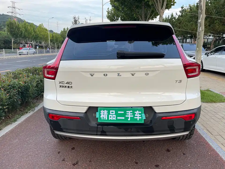 Volvo XC40