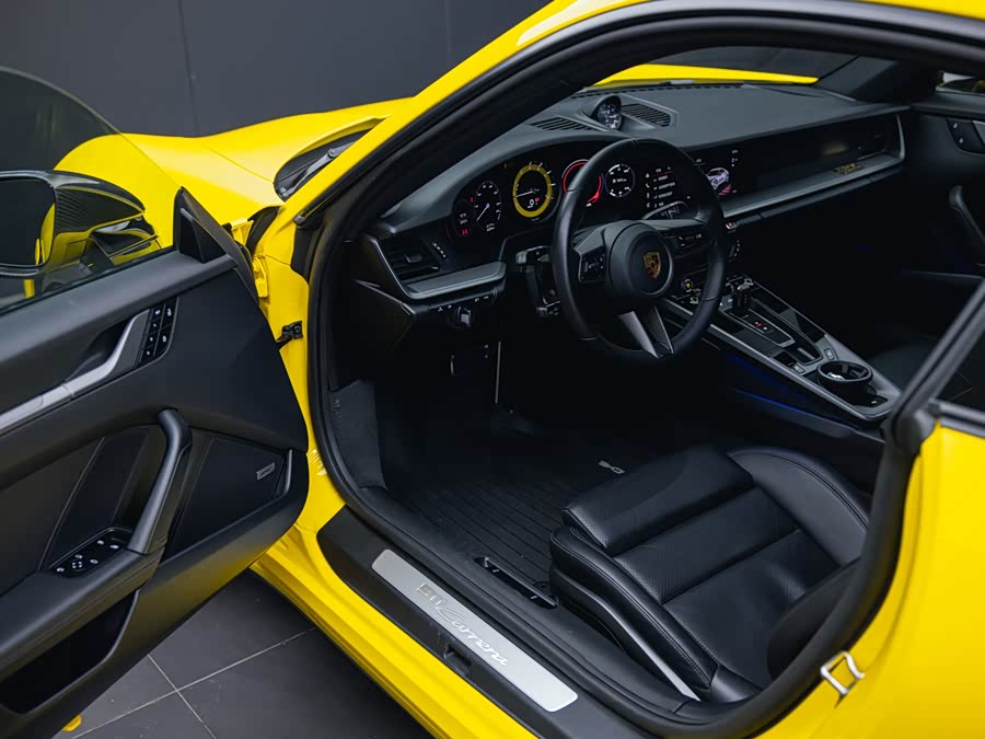 Porsche 911 2022, фото 10