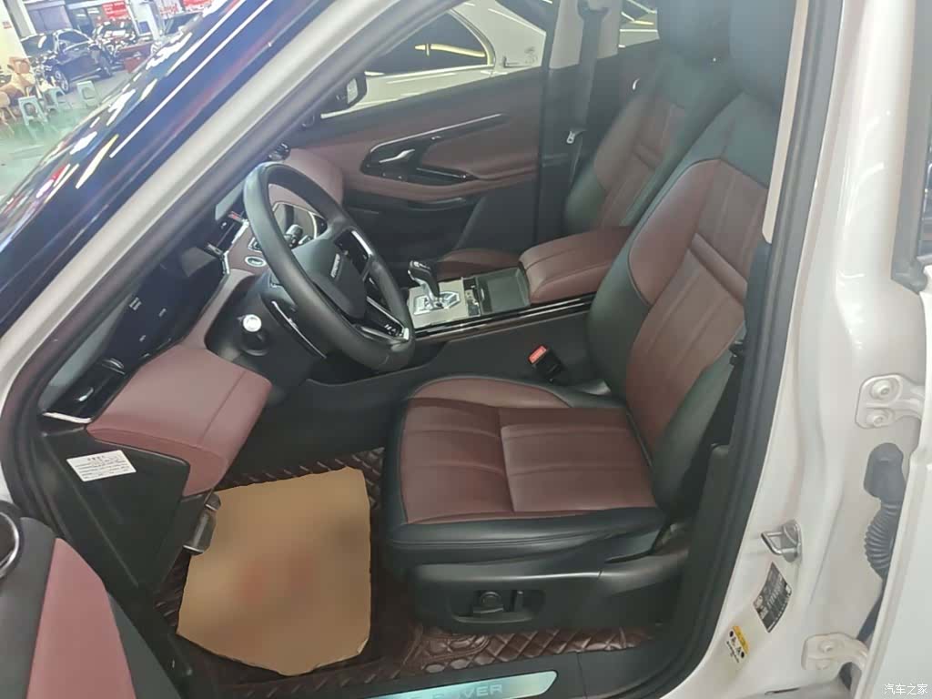 Land Rover Range Rover, 2022 15
