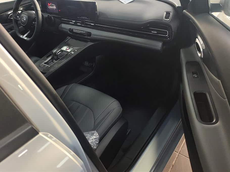 Trumpchi Shadow Leopard