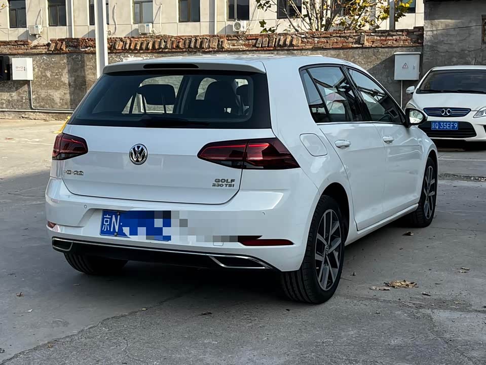 Volkswagen golf