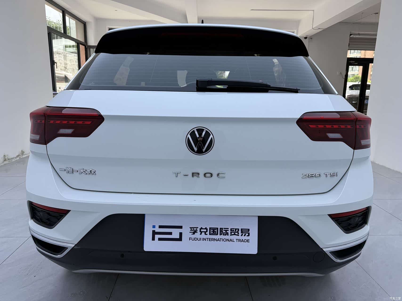 Volkswagen T-ROC, 2022 все фото