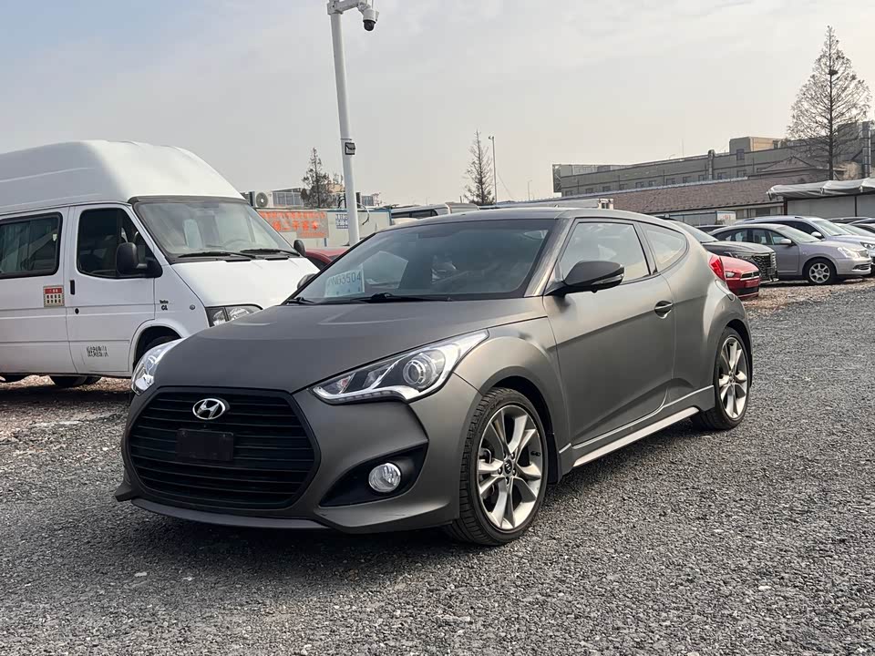 Hyundai Veloster