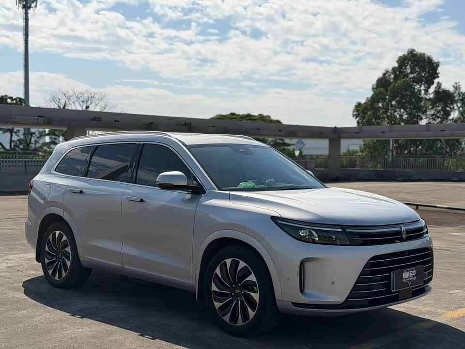 AITO Ask the world M7