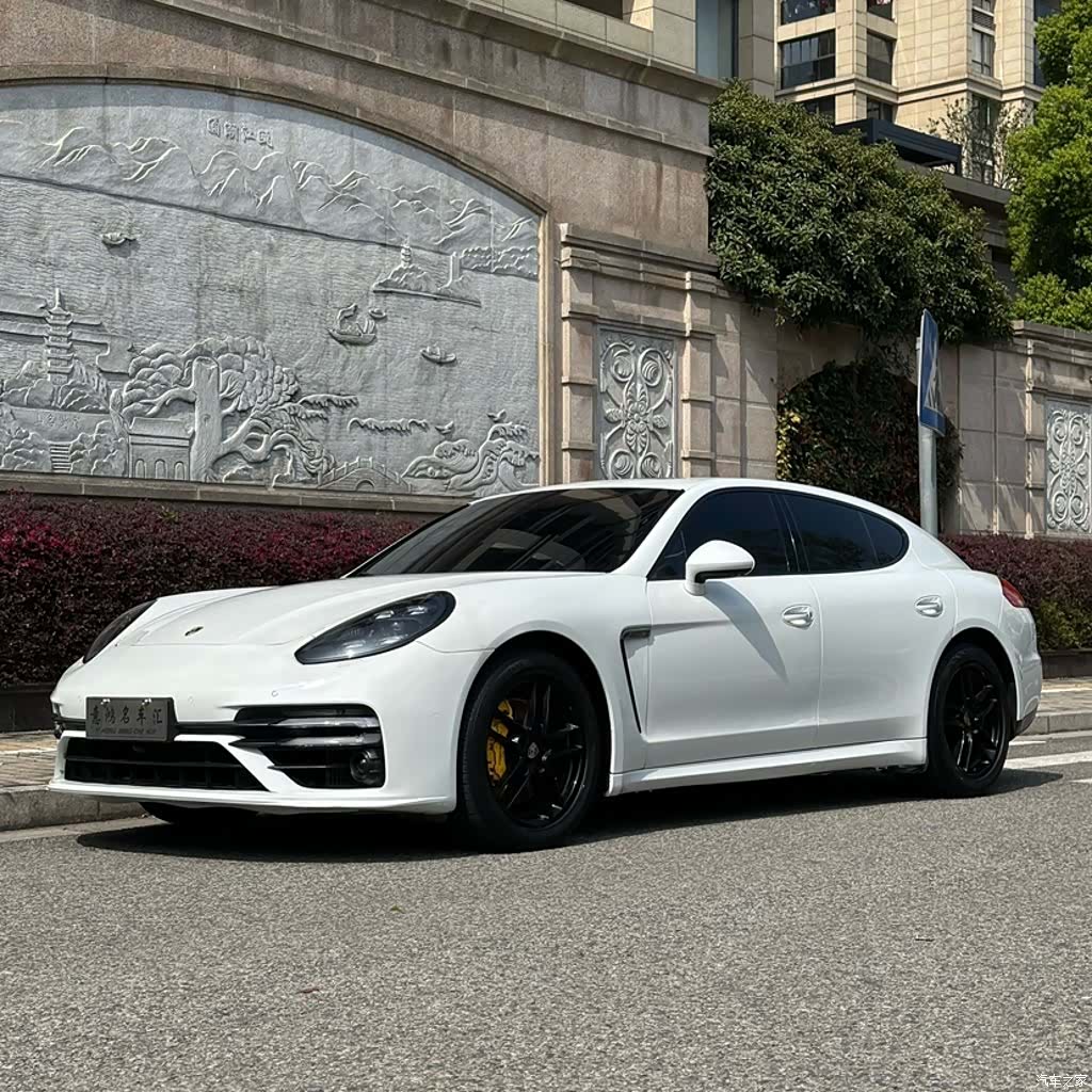 Porsche Panamera, 2015 2
