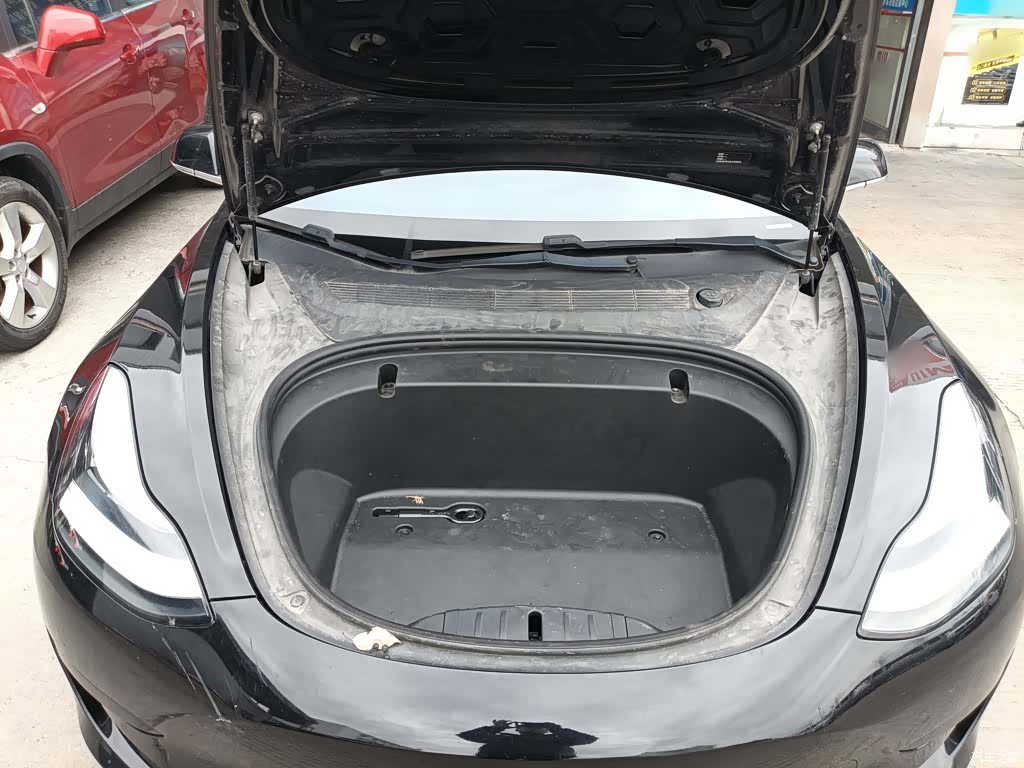 Tesla Model 3, 2020 16