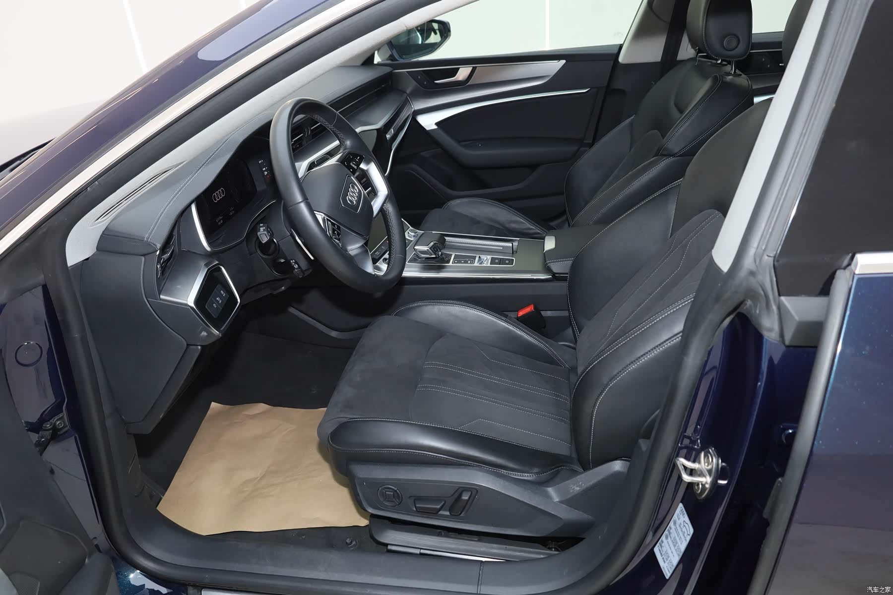 Audi A7L, 2024 30