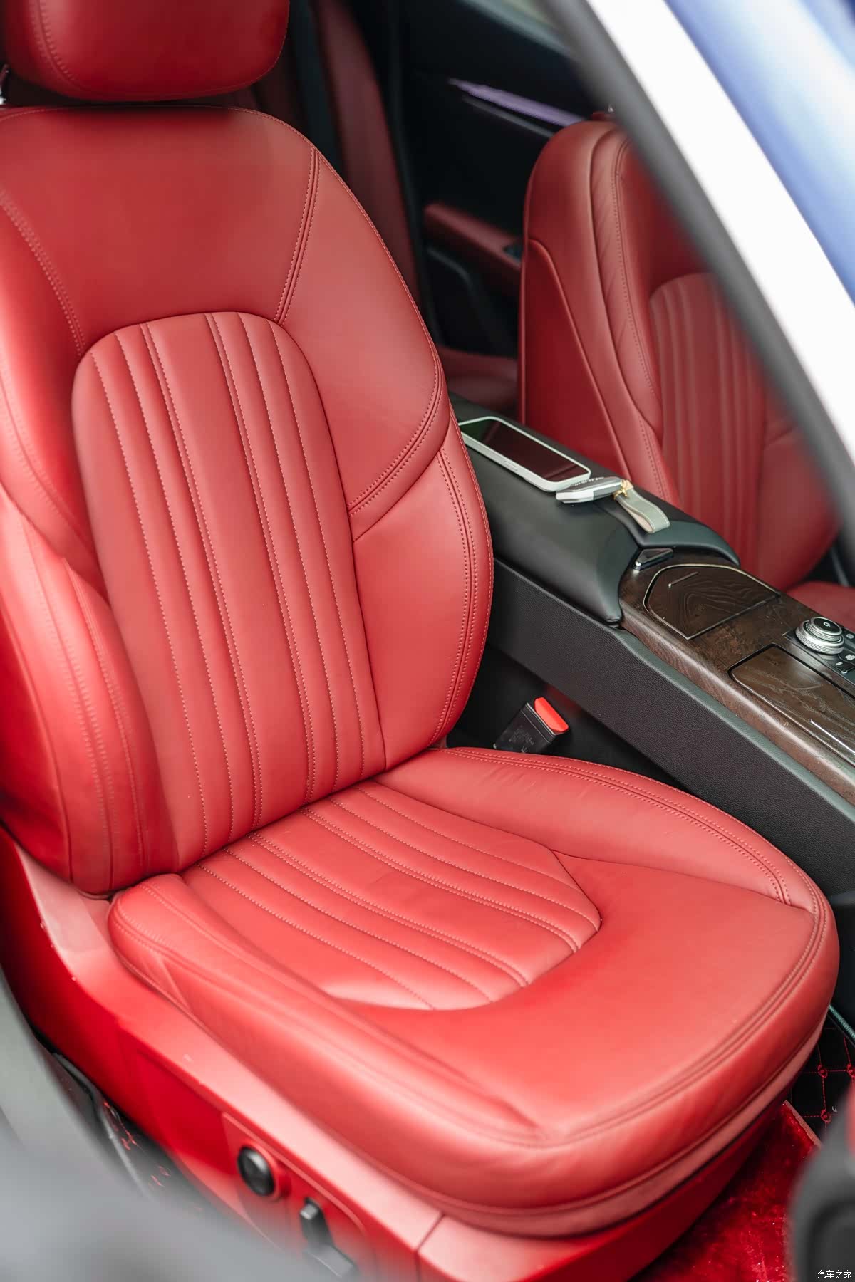 Maserati Ghibli, 2016 11