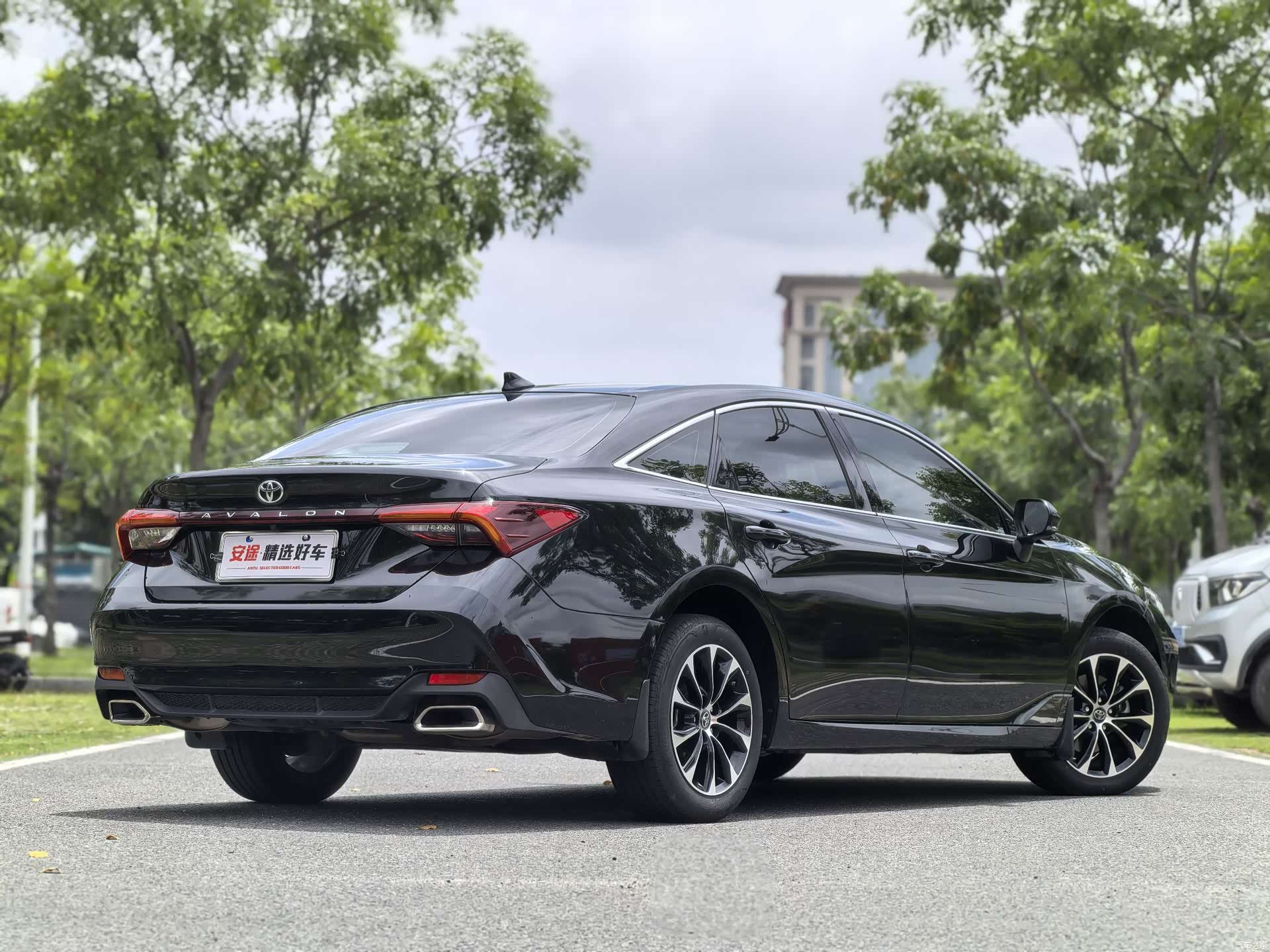 Toyota Avalon, 2024 3