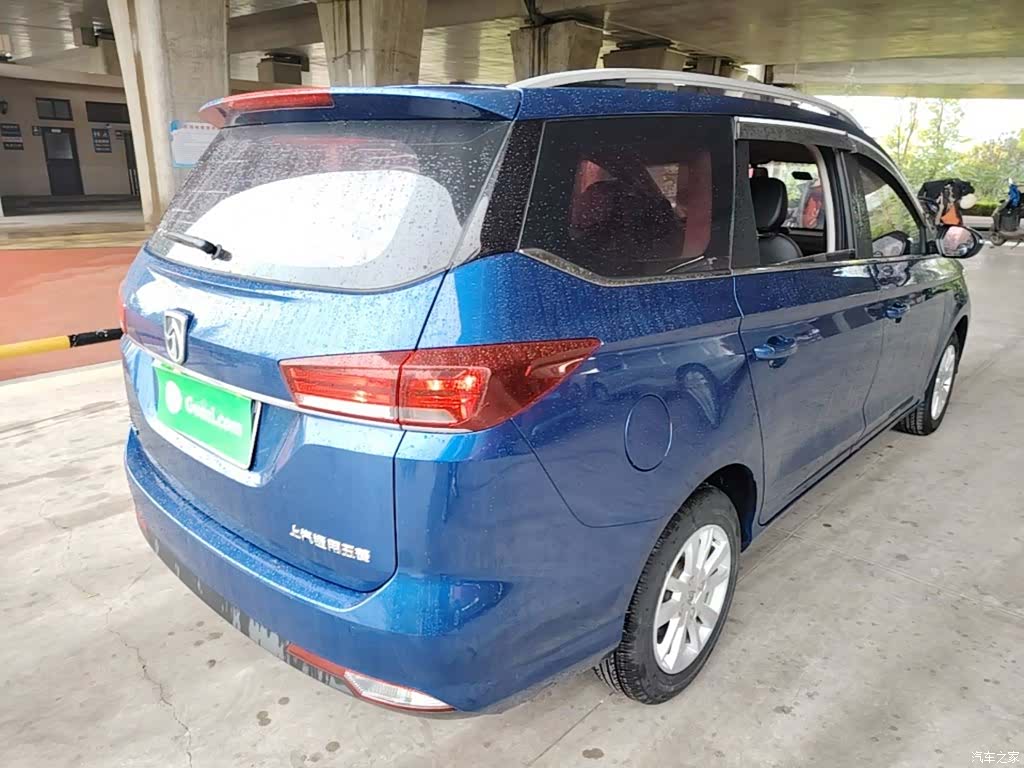 Wuling 360, 2018 7