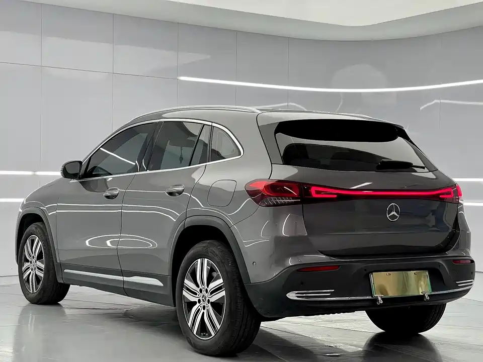 Mercedes-Benz EQA Mercedes-Benz EQA