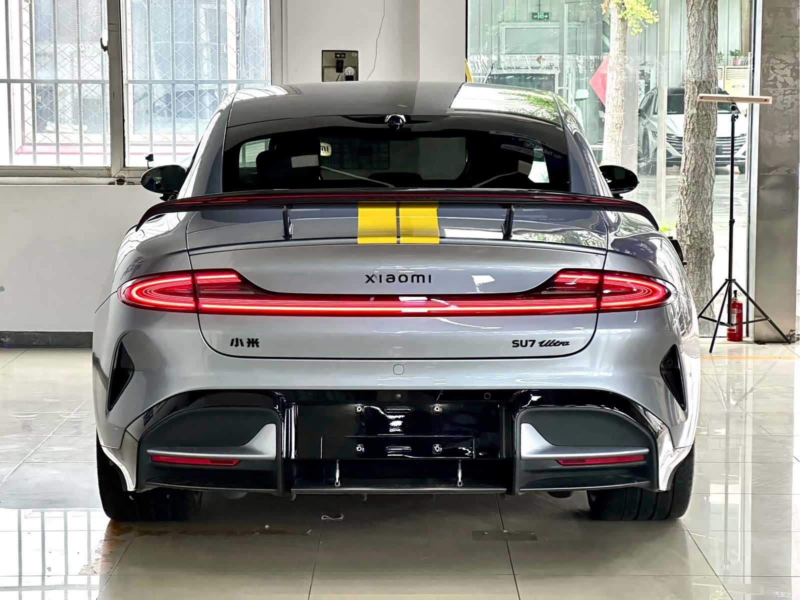 Xiaomi SU7, 2025 10