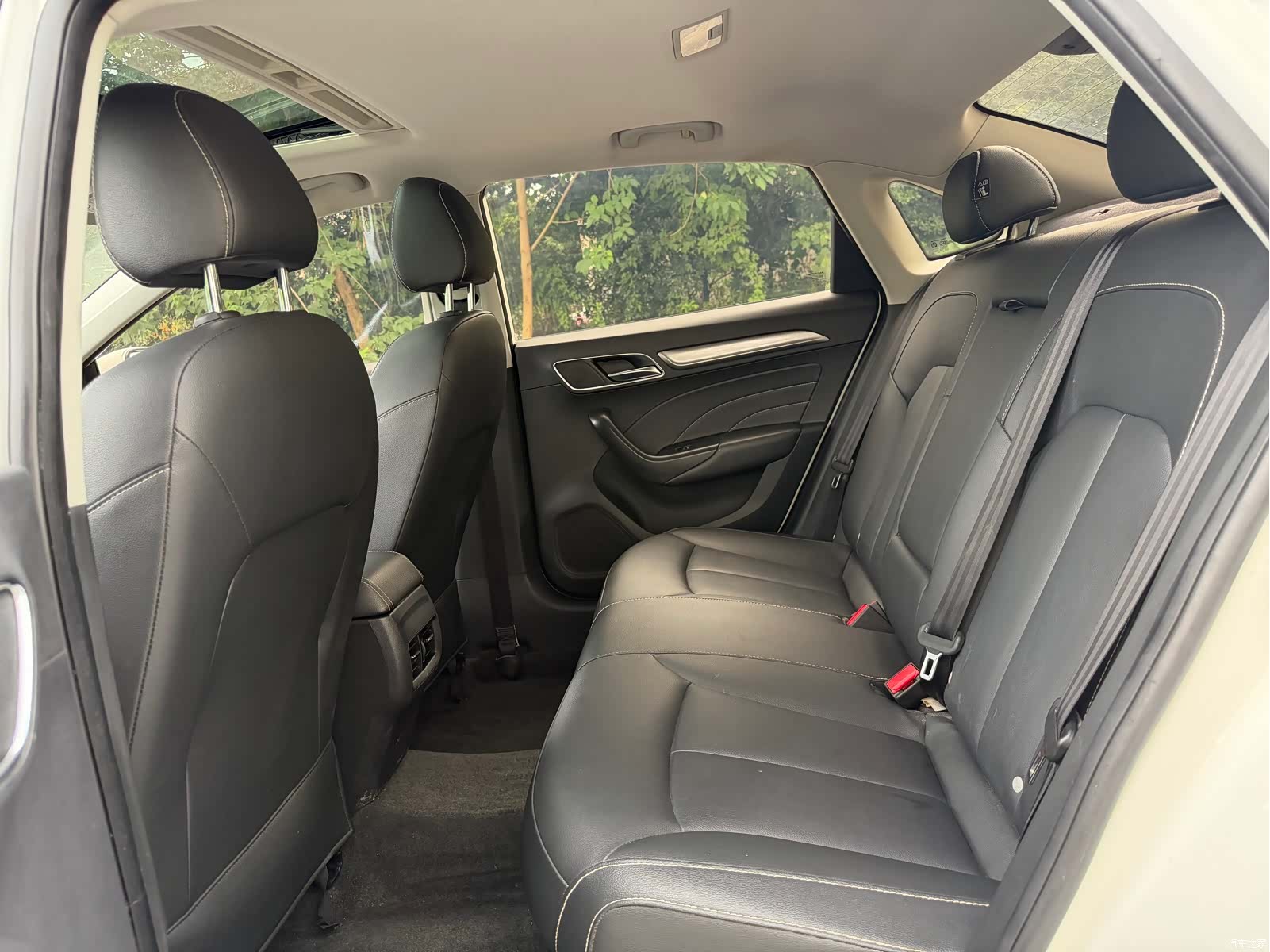 Roewe i6, 2018 11