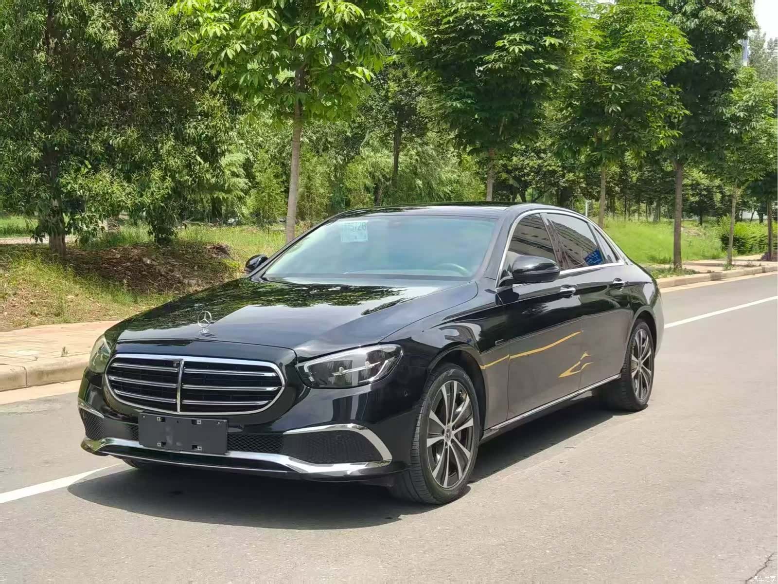 Mercedes-Benz E-Class, 2021 1